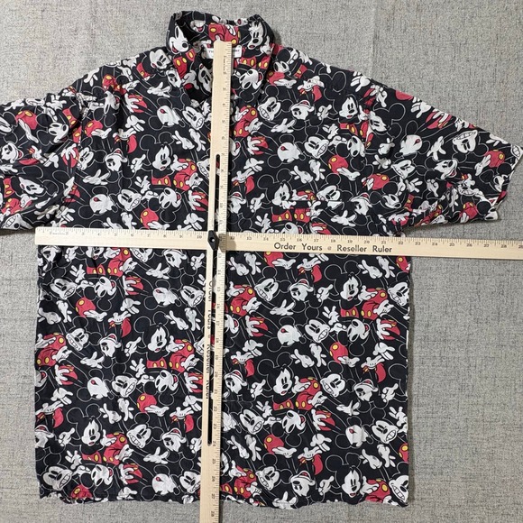 Disney Store Men M Black 100% Silk Mickey Mouse Short Sleeve Button Up Shirt - Picture 3 of 6